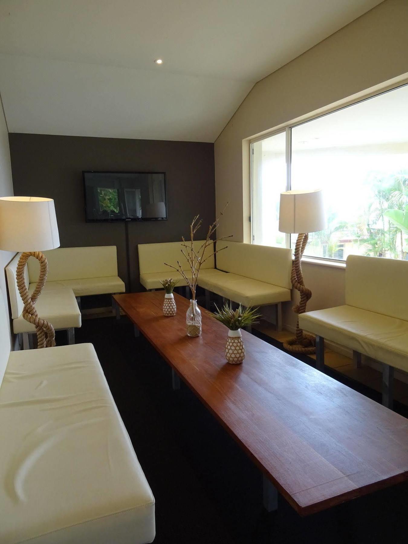 อควาลูนา บีช รีสอร์ต Hotel แซฟไฟร์บีช ภายนอก รูปภาพ